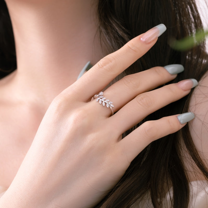 Anillo de plata de ley 925 con hojas de Belle