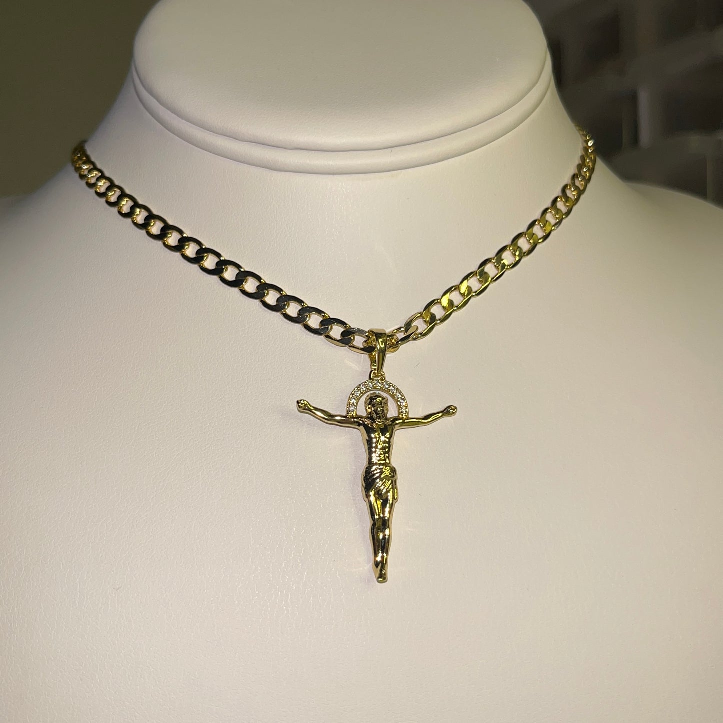 Men’s Jesus necklace