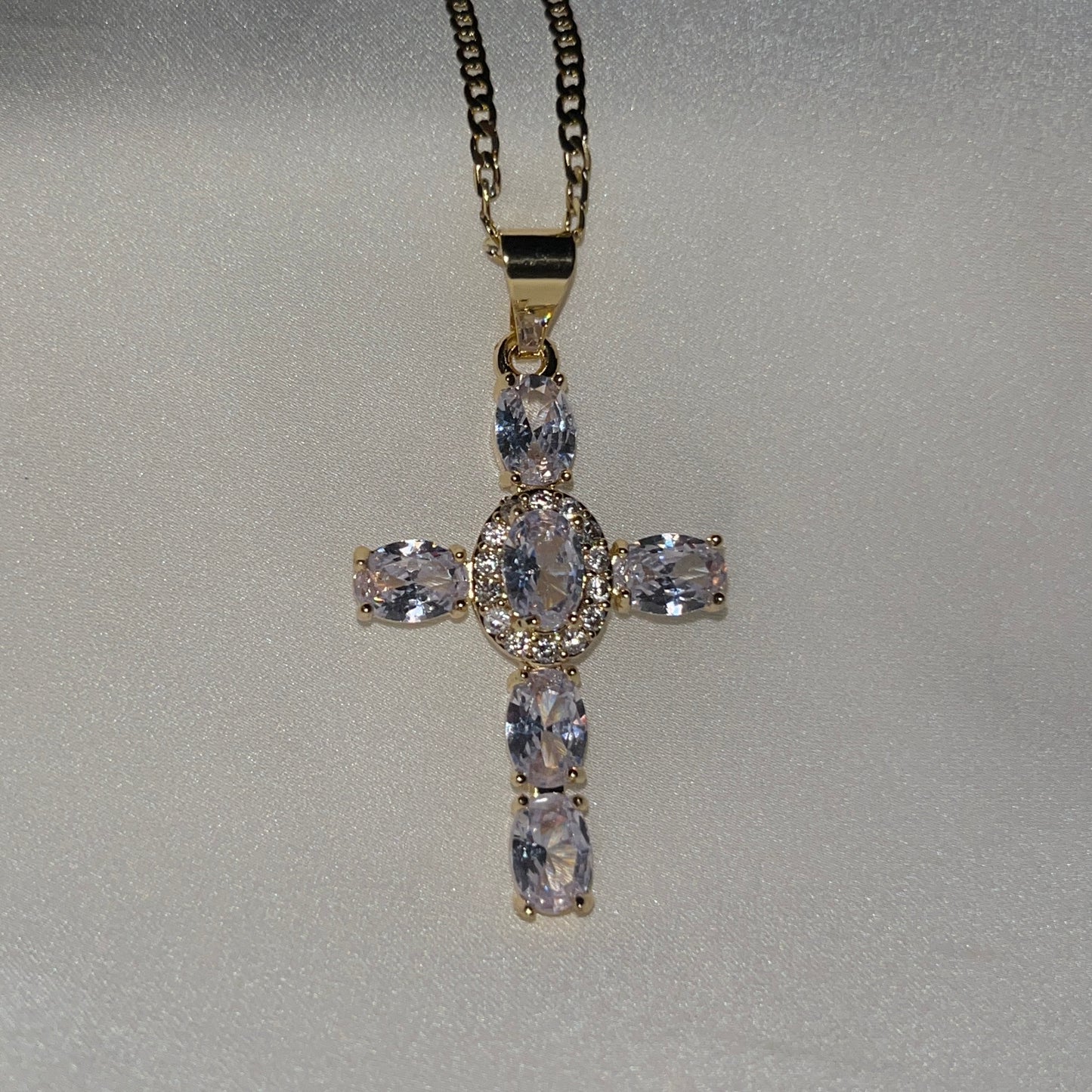 Dreaming cross necklace