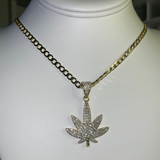 Men’s plant necklace