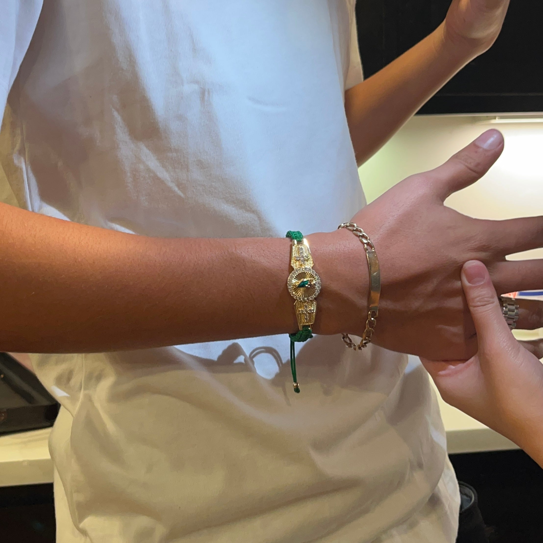 Pulsera religiosa de nailon (talla más grande)