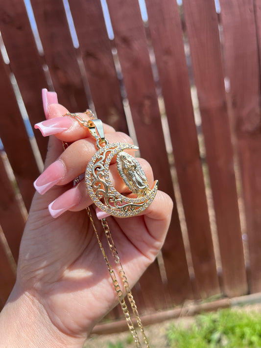 Moon virgencita necklace 🌙✨