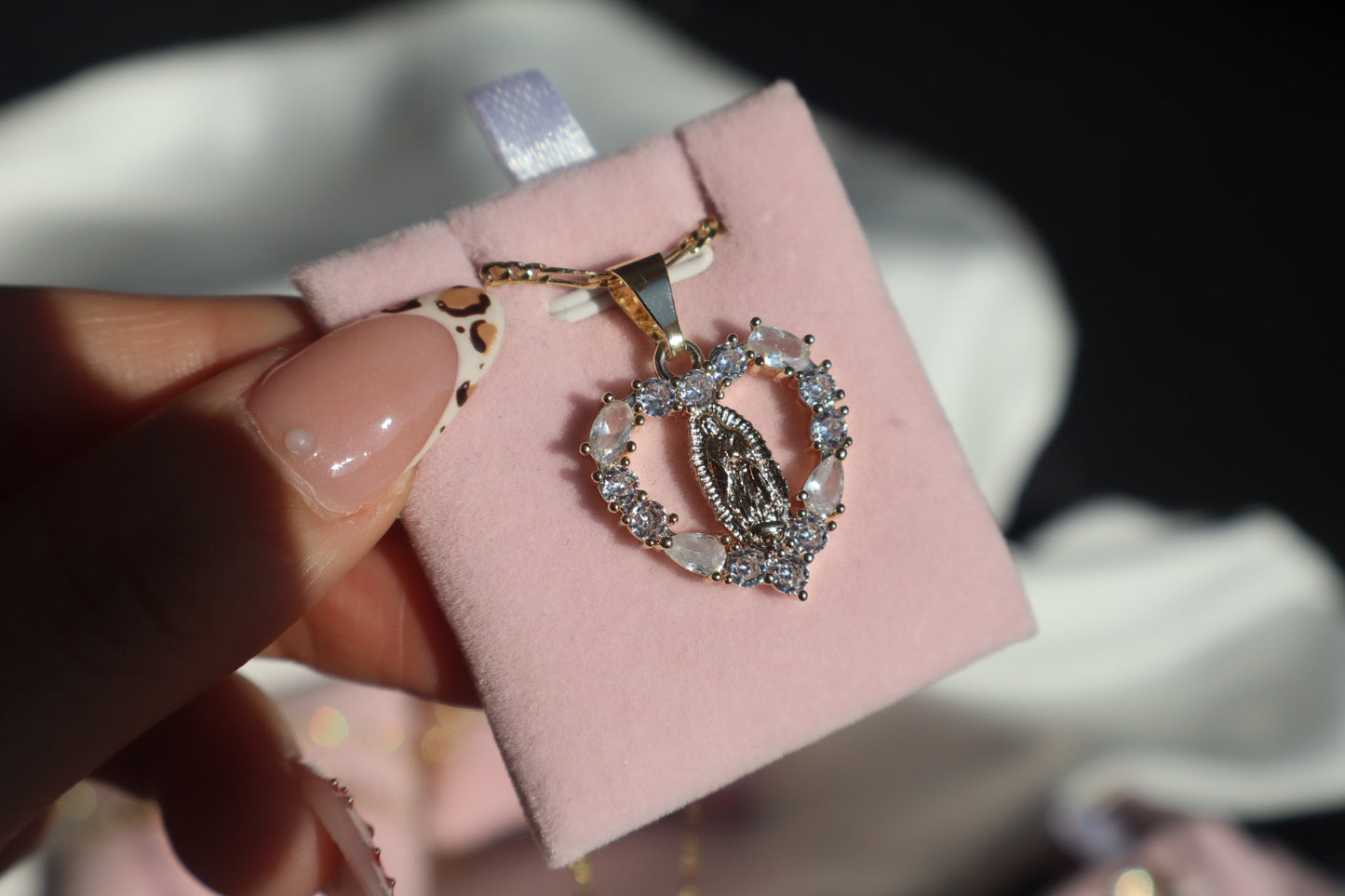 Corazón virgencita necklace 💫🤍