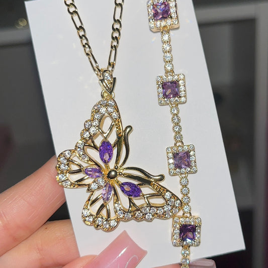 Purple Te quiero Necklace