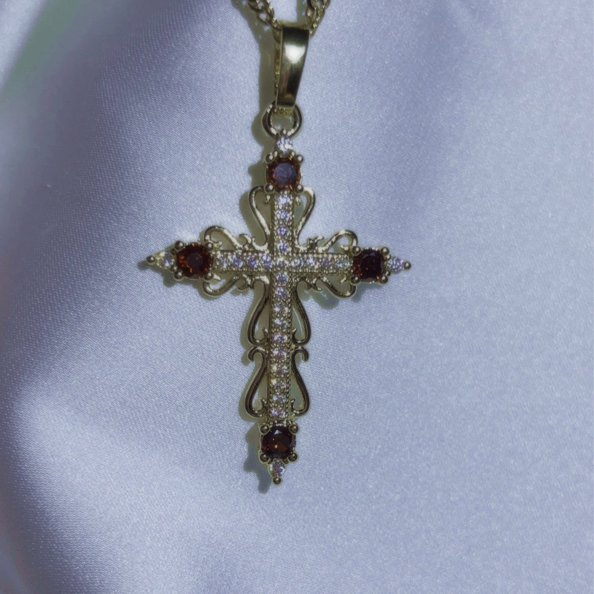 Red Reina necklace