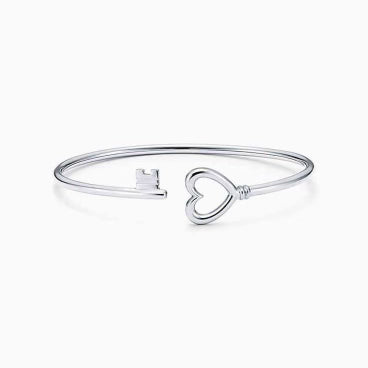 Key heart bracelet